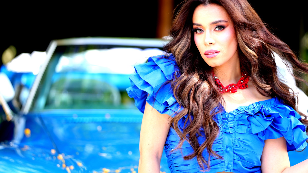 اية عبد الرؤوف تغني "تيك تاك".. أغنية هاوس باللهجة المصرية