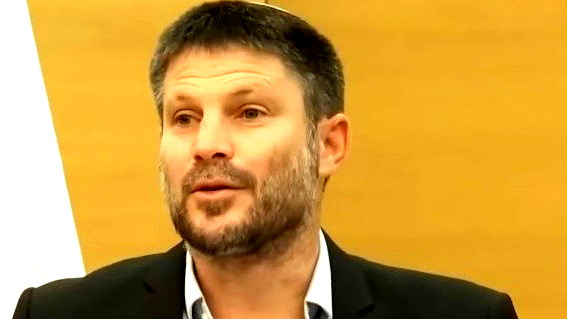 سموتريتش: إسرائيل تواجه ضغوطا هائلة لإجبارها على "الانتحار"