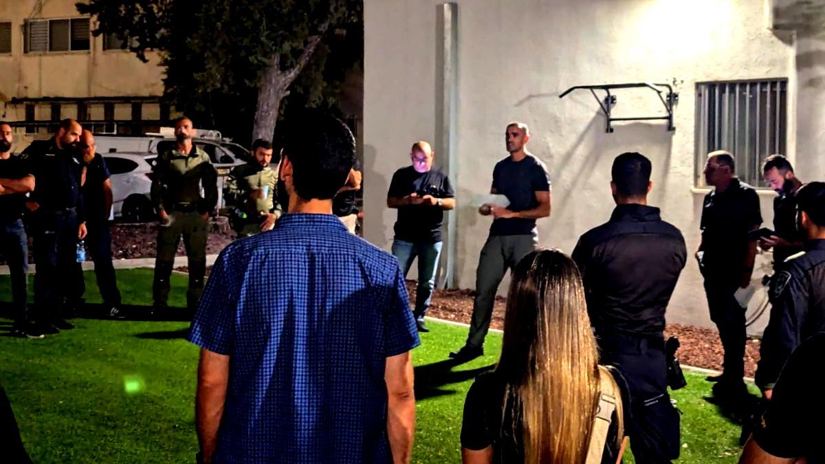 اعتقال 6 مشتبهين بإدارة شبكة قروض غير قانونية وابتزاز ضحايا في منطقة الناصرة