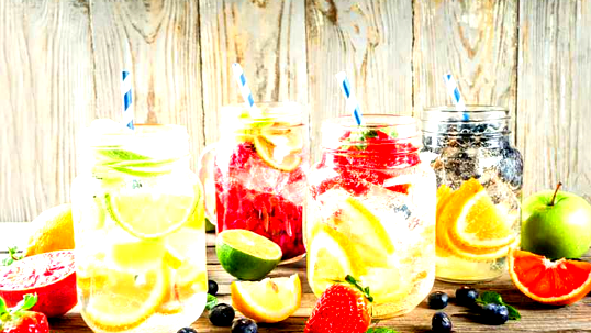 انتعاش الصيف: مشروبات لذيذة سهلة وسريعة التحضير