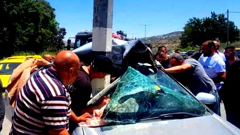 مصرع الشابة ماريا أشرف خالد أيوب من بلدة نحف في حادث طرق قرب طولكرم