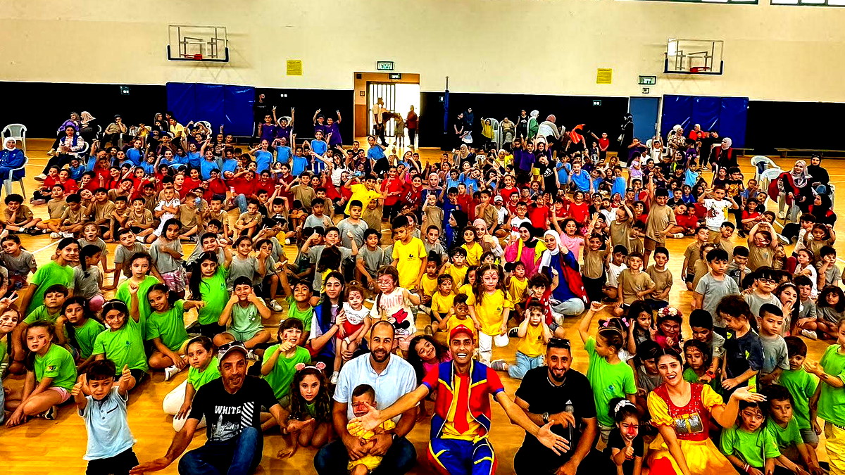 اختتام نشاطات المخيمات الصيفية في الجماهيري بيت حنينا بمشاركة 450 طفلًا وطفلة بحفل لعمو صابر