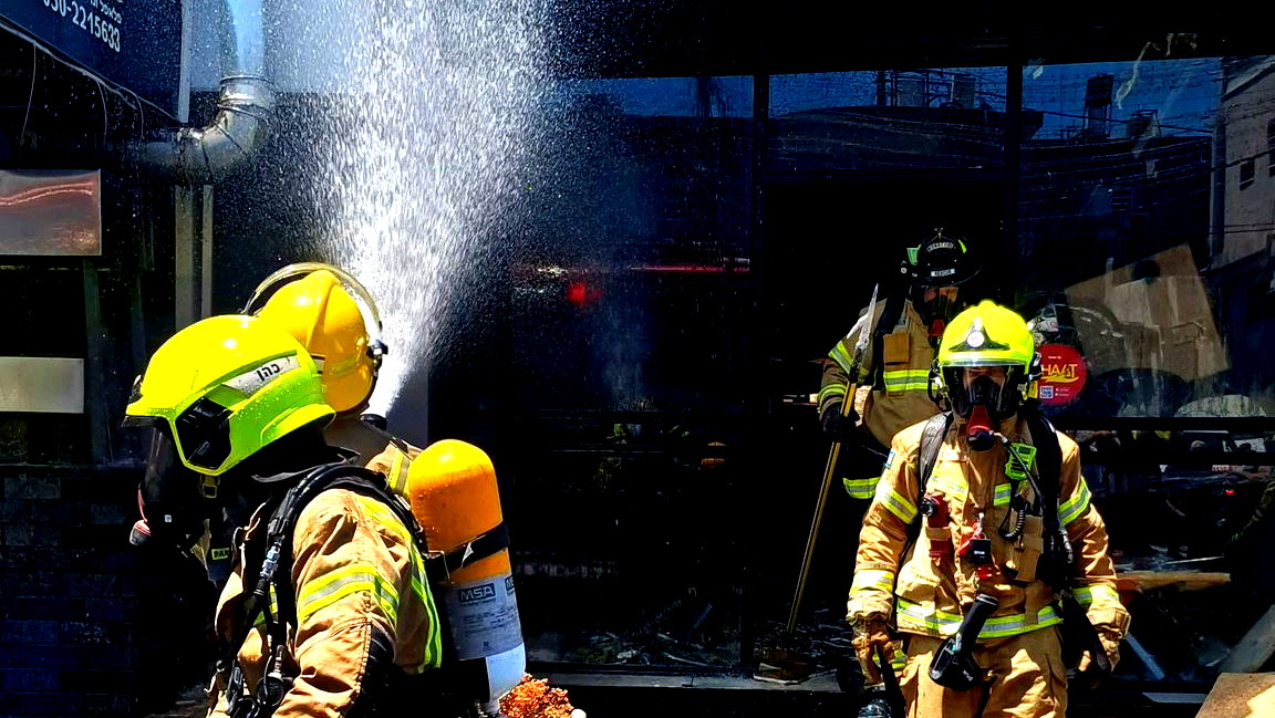 باقة الغربية: اندلاع حريق هائل داخل أحد مطاعم المدينة يخلّف أضرارًا جسيمة... لم تُسجل إصابات