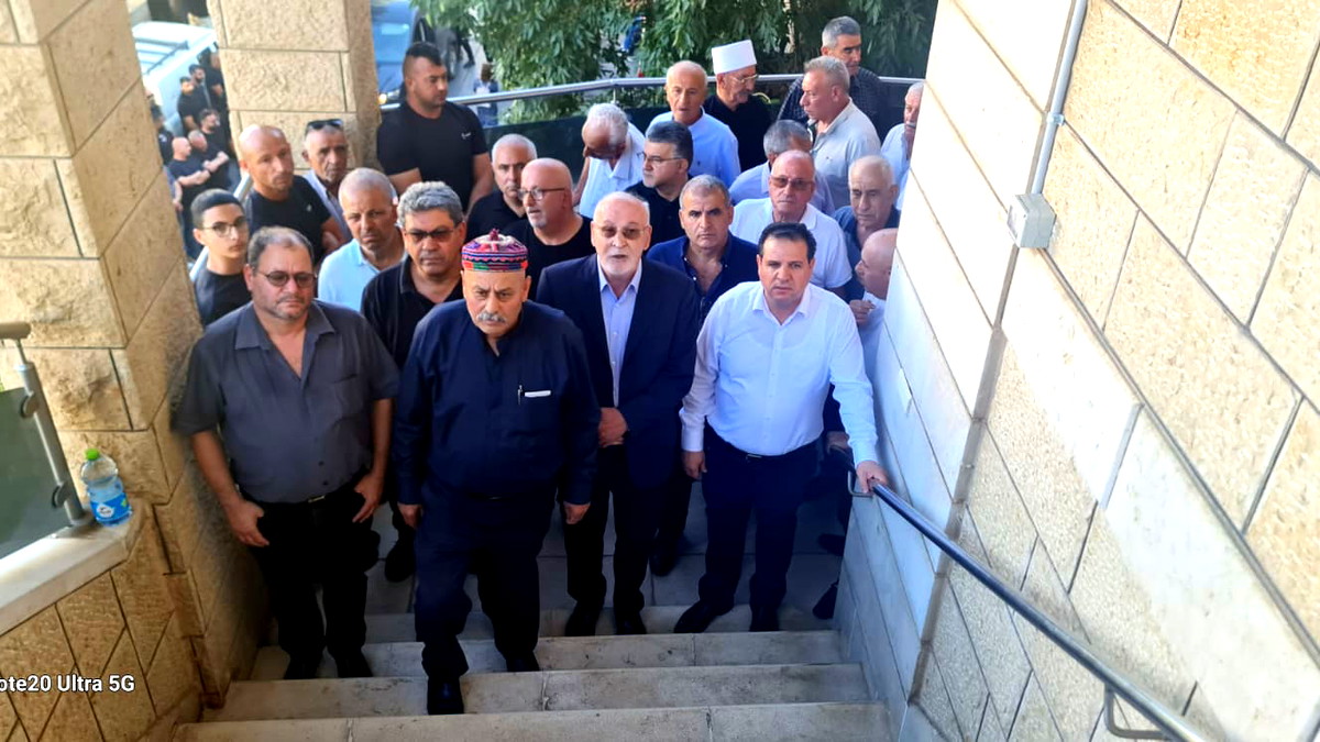 وفد كبير من الحزب الشيوعي والجبهة ولجنة المبادرة الدرزية يقدم واجب العزاء للأهل في الجولان السوري