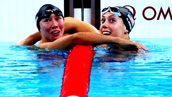 أولمبياد باريس 2024| السباحة الأسترالية مولي أوكلاغان تتوج بالميدالية الذهبية عقب فوزها في سباق 200 متر حرة