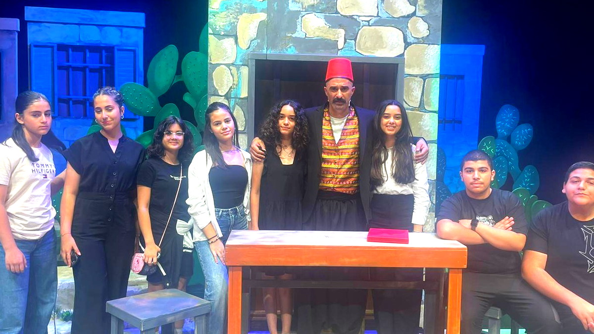 عرض إحتفالي مهيب، لعمل فني جديد – مسرحية "ستوت" انتاج المسرح العربي أم الفحم