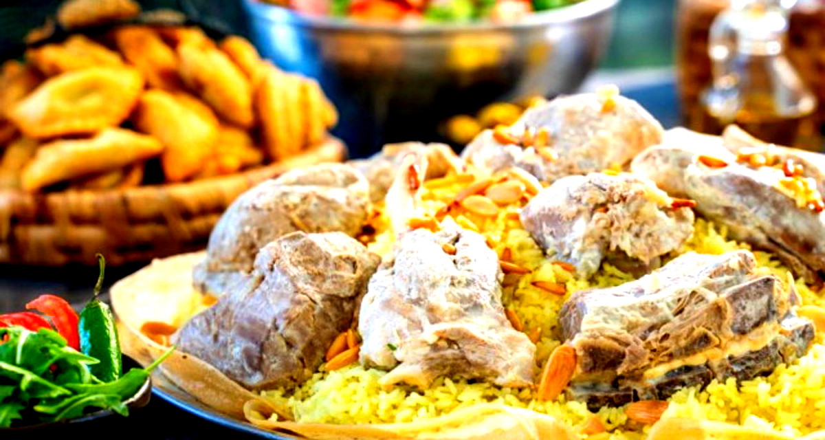 المنسف طبق عربي تقليدي شهير... كيف نحضره خطوة بخطوة؟ 