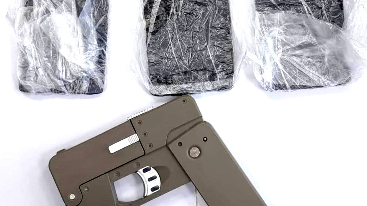 العثور على مسدّس الهاتف الذكي في بلدة شعب