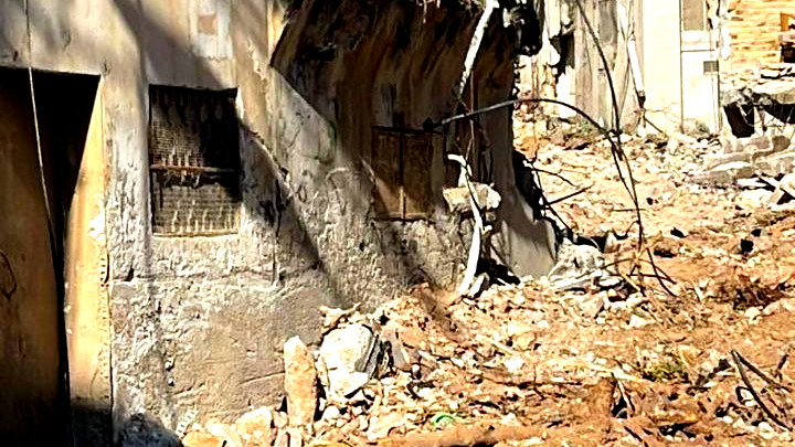 تدميرٌ هائل للمنازل والبنى التحتية... ارتقاء خمسة شبّان عقب قصف إسرائيلي استهدف مركبة في مدينة جنين