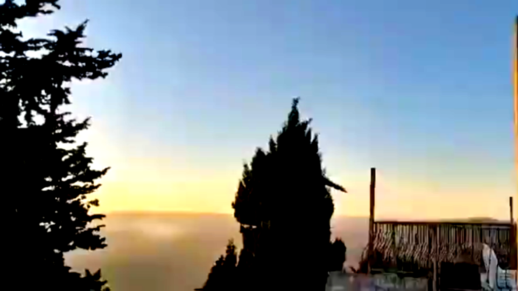 إنذارات في مدينة صفد بمنطقة الجليل والمنطقة المحيطة بها واعتراضات في سماء المدينة 