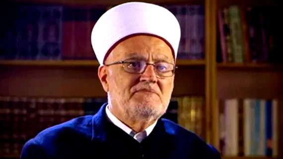 بعد نعيه هنية.. الشرطة تمنع الشيخ عكرمة صبري من دخول المسجد الأقصى وباحته لستة أشهر