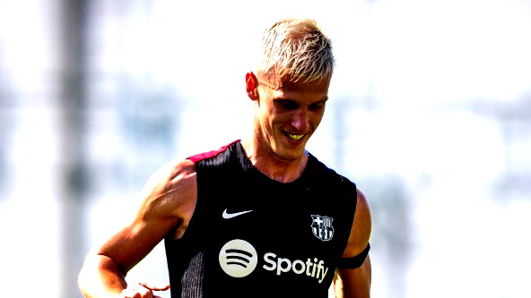 داني أولمو في تقديمه لجمهور برشلونة: دعونا نحقق كل البطولات