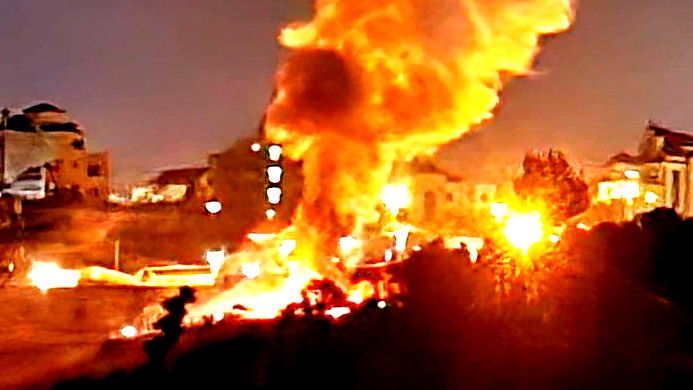  انفجار سيارة مفخخة في منطقة حسكا شمال الخليل والجيش الاسرائيلي يحقق