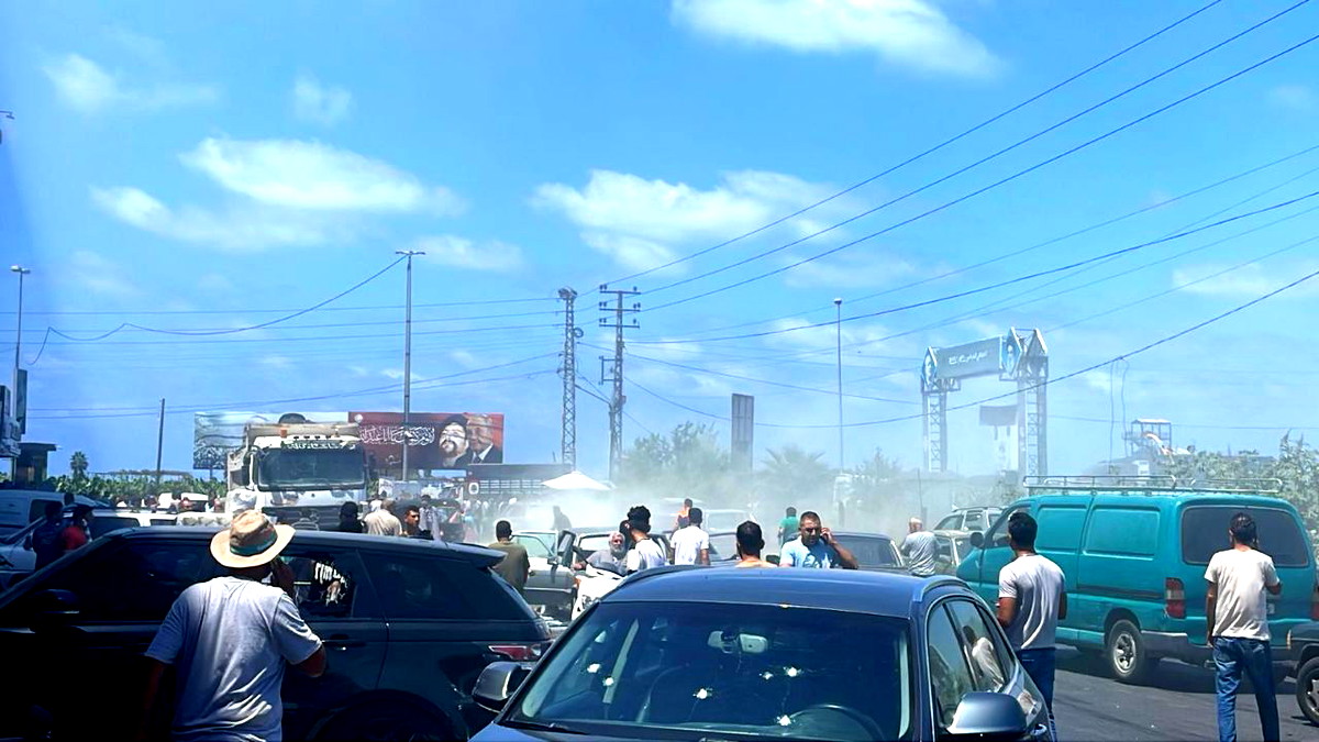 312 يومًا على الحرب| غارة من قبل مسيّرة إسرائيلية تستهدف دراجة نارية في بلدة العباسية بالجنوب اللبناني... إصابات عدّة في المكان