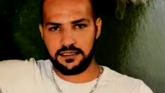 أبو سنان: مقتل الشاب ربيع نعيم إثر انفجار عبوة ناسفة داخل شاحنة