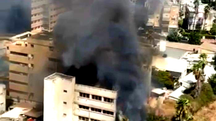 فيديو| تل ابيب: إندلاع حريق كبير في منطقة مأهولة بالسكان...وطواقم الاطفاء والانقاذ تعمل على اخماده