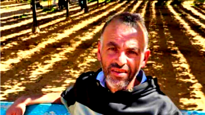 بسلاح مُرخص وبشكلٍ متعمد| النقب: اتّهام شاب (35 عامًا) بقتل شقيقه طلال زيادنة رميًا بالرّصاص ومحاولة قتل زوجته وطفله الشهر الماضي