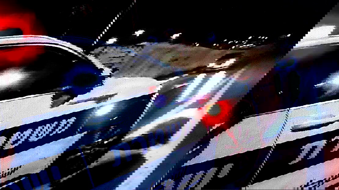 كفر قاسم: توقيف أب وإثنين من أبناءه بتهمة حيازة مخدرات وعشرات الآلاف من الشواقل