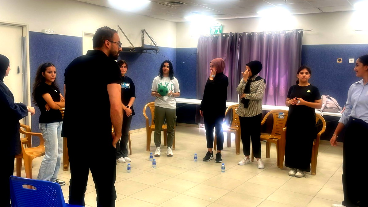 ضمن فعاليات بلد الشباب، قسم الشبيبة المركز الجماهيري - أم الفحم ينظم يومًا حافلًا لطلاب الإعدادي والثانوي