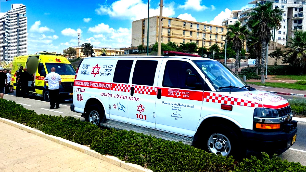 نتانيا: سقوط قفاز مظلي (60 عامًا) على صخرة ووصفت حالته بالخطيرة