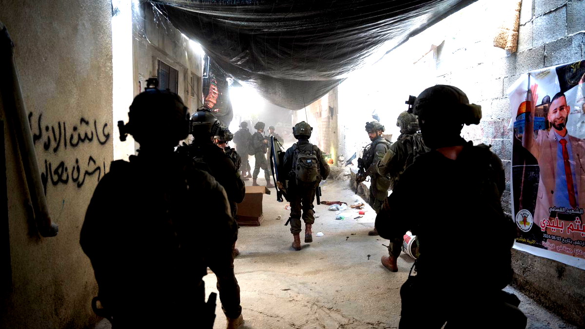 الجيش الإسرائيلي يصرح عن تصفية قائد  وخمس مسلحين آخرين في مخيم نور شمس بطولكرم