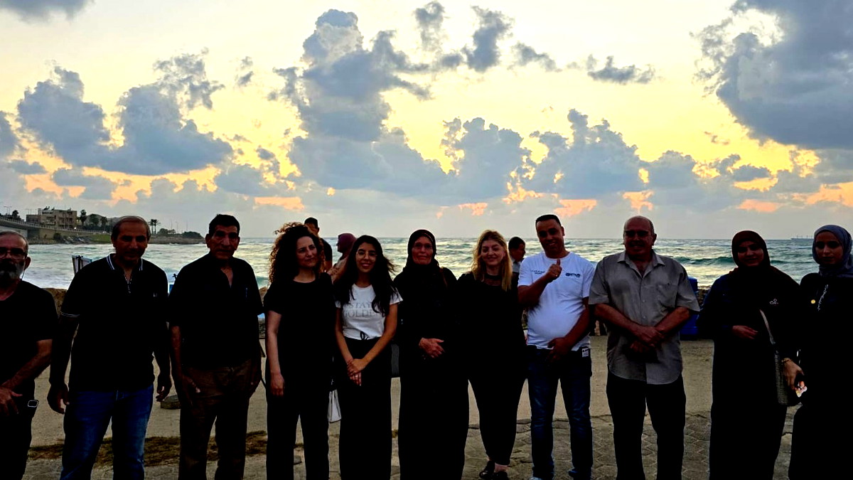 مؤسسة تنوير تنظم معرض "معالم بلادي" في حيفا: لوحات فنية تعكس جمال المكان وتاريخه وتعزز الهوية