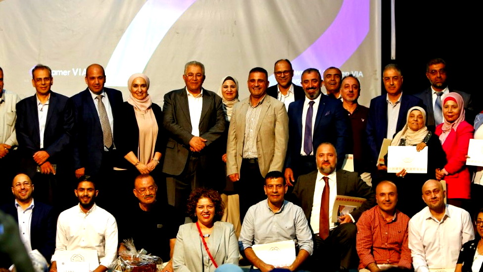 جامعة القدس تكرم باحثيها المتميزين للعام الأكاديمي 2022-2023