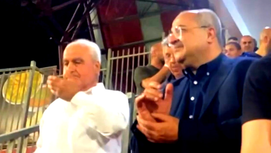 الطيبي: هجوم بربري ضد جمهور سخنين في استاد طرنر