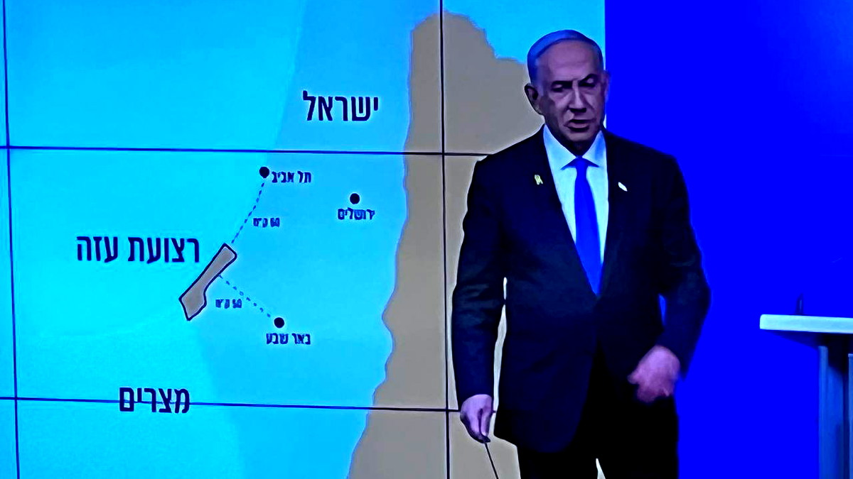 نتنياهو: "محور فيلادلفيا هو أنبوب الأكسجين لحماس ويجب قطعه".. اشتباكات عنيفة مع الشرطة بالتزامن مع المؤتمر الصحفي