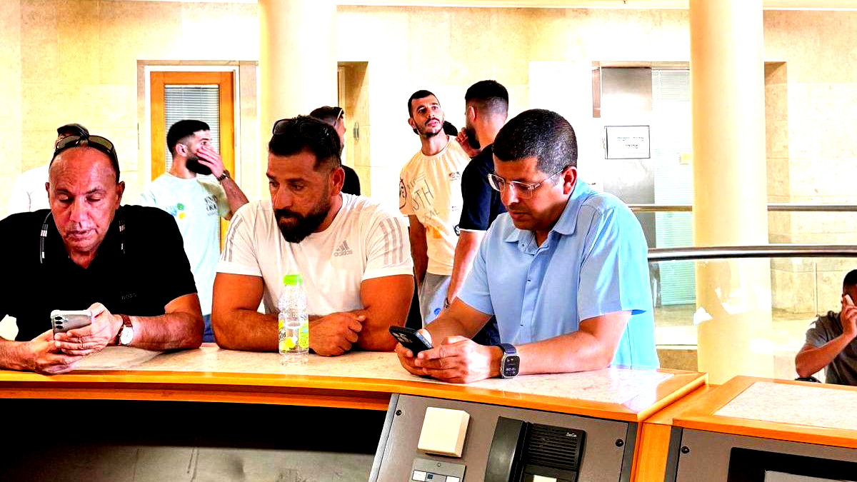 عقب الاعتداء على مشجعي فريق اتحاد أبناء سخنين- النائب وليد الهواشلة: تمديد اعتقال المشجعين أمر مُستهجن