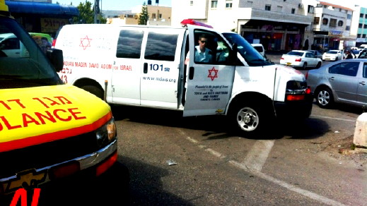 القدس: إصابة شاب (21 عامًا) بجراح متوسطة إثر إنقلاب شاحنته