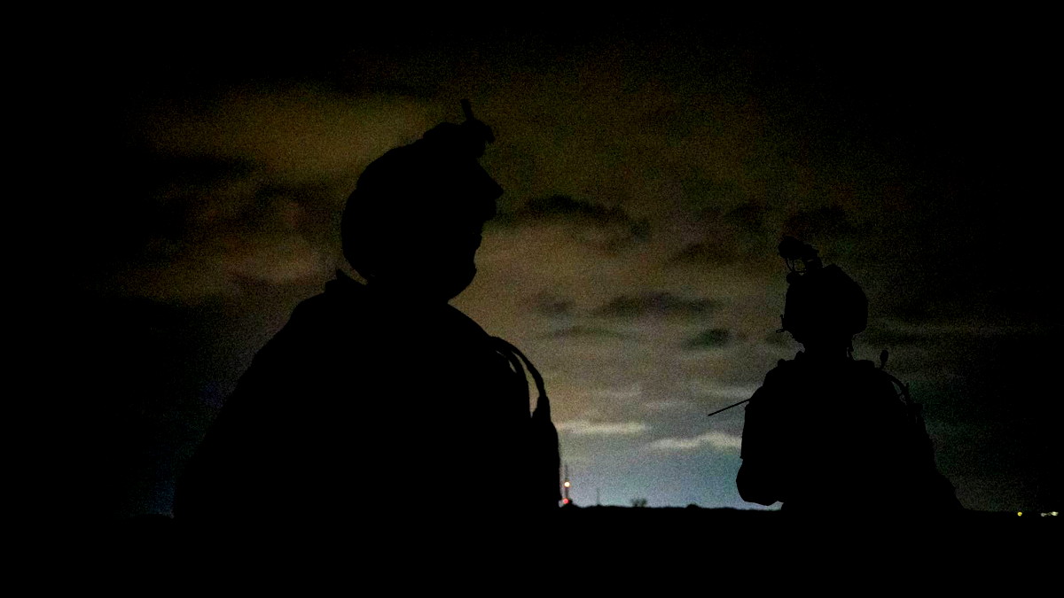 الجيش الإسرائيلي يعلن تدميره سكة حديدية داخل نفق يصل طوله أكثر من كيلومتر شمال القطاع