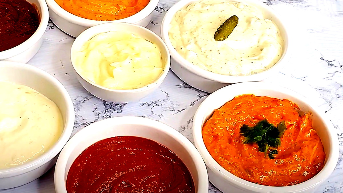 كيفية تحضير صلصات منزلية سهلة ولذيذة