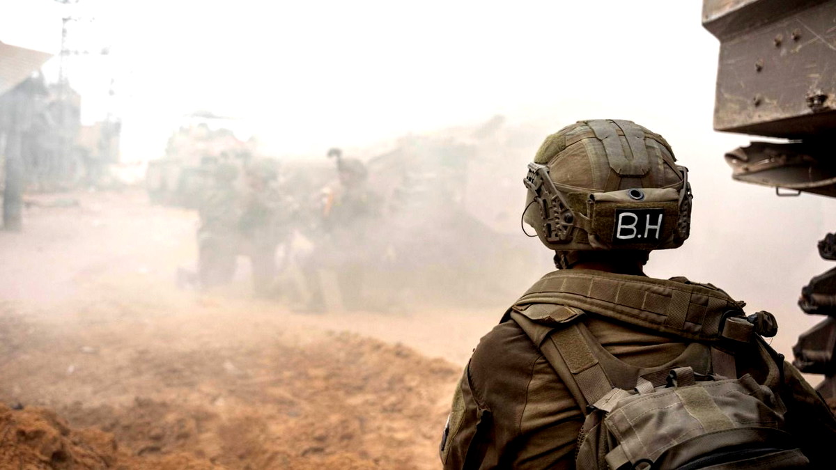 مسؤول أمني إسرائيلي سابق يكشف سبب إصرار نتنياهو على محور فيلادلفيا