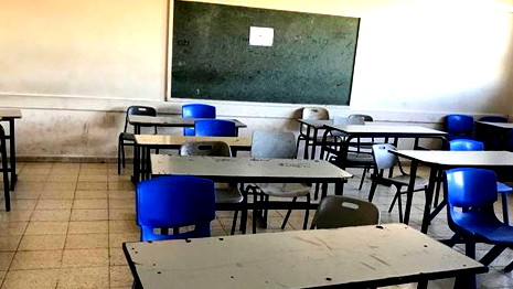 رئيس منظمة المعلمين: تعليق الإضراب في المدارس الثانوية وعودة التعليم كالمعتاد