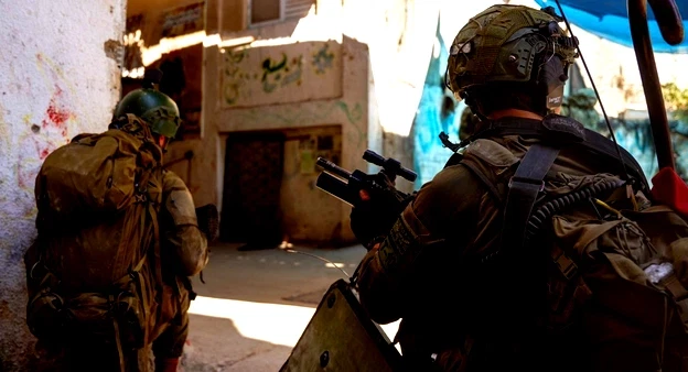 الجيش الإسرائيلي: أوقفنا قافلة تابعة للأمم المتحدة شمالي غزة لاستجواب مشتبه بهم والحدث لم ينته بعد