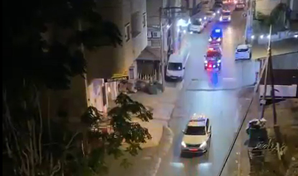 فيديو| انتشار مكثف لقوات الشرطة في الحي الشرقي بمدينة الناصرة.. الاسباب مجهولة
