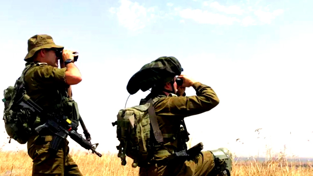 مسؤول أمريكي يحذر إسرائيل من خطورة تصعيد الحرب بالشمال: لن تكون هناك منازل لتعودوا إليها!