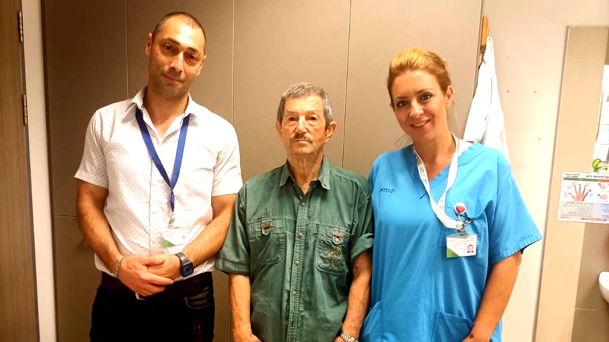 إنقاذ حياة متعالج في مركز لين الطبي بفضل احترافية طاقم الطوارئ