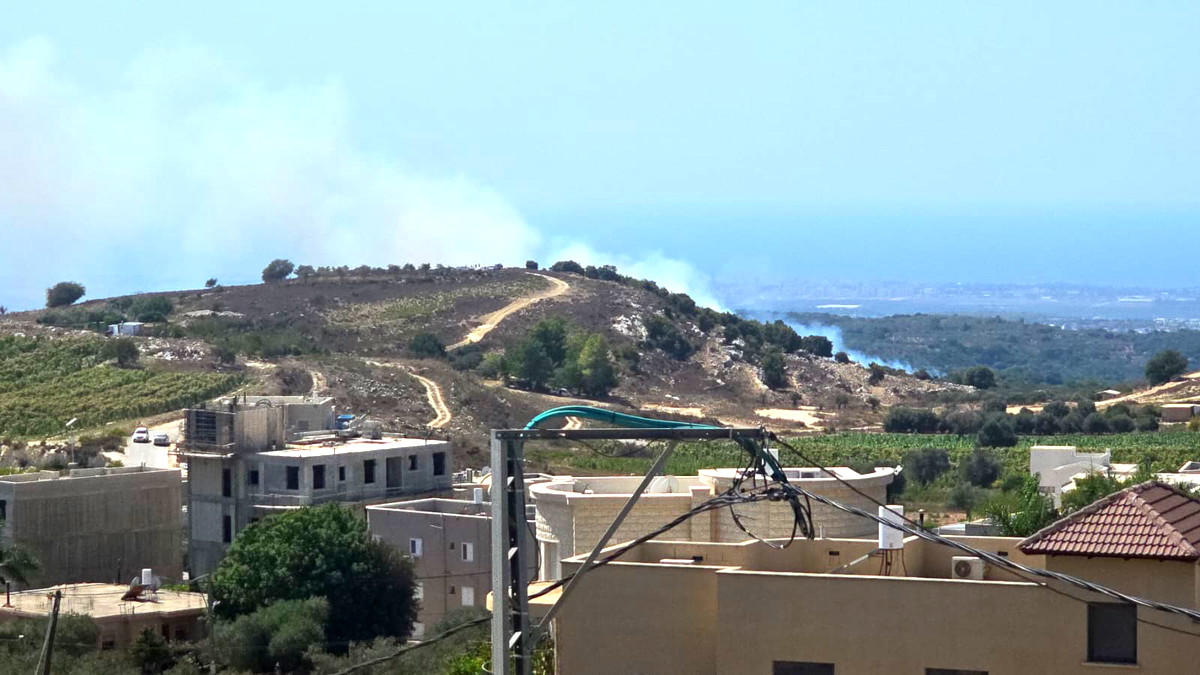 منطقة الشّمال: اندلاع حرائق عدّة من جرّاء سقوط قذائف صاروخية أطلقت من لبنان