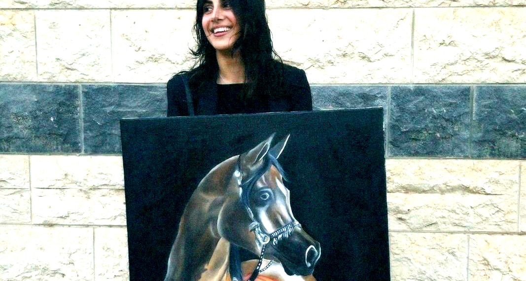 في الرسم حياة.. هكذا عبرت الرسامة رهيد شلابنة عن موهبتها 