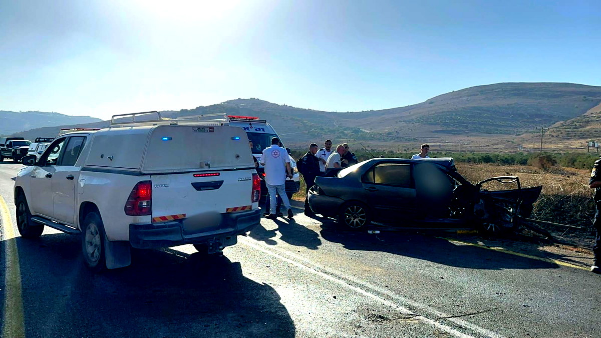 مصرع طفل واصابة 6 اشخاص بجراح متفاوتة اثر حادث طرق على شارع 555 قرب ايتمار