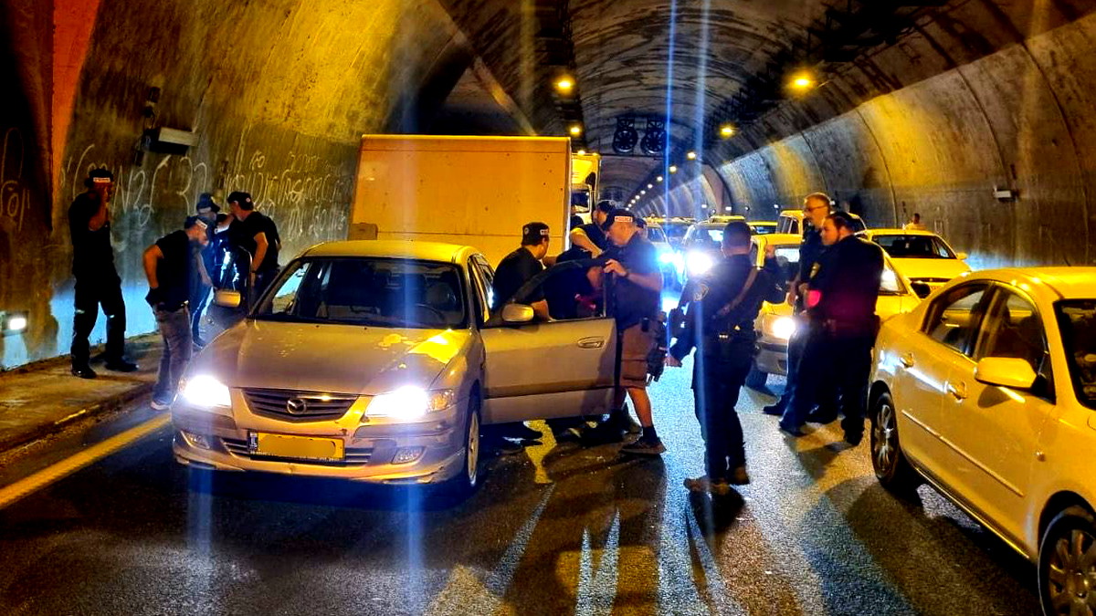 للمرة الثانية على التوالي- إحباط سرقة مقطورة في بيت شيمش من قبل فلسطينيين يقيمان بصورة غير قانونية 