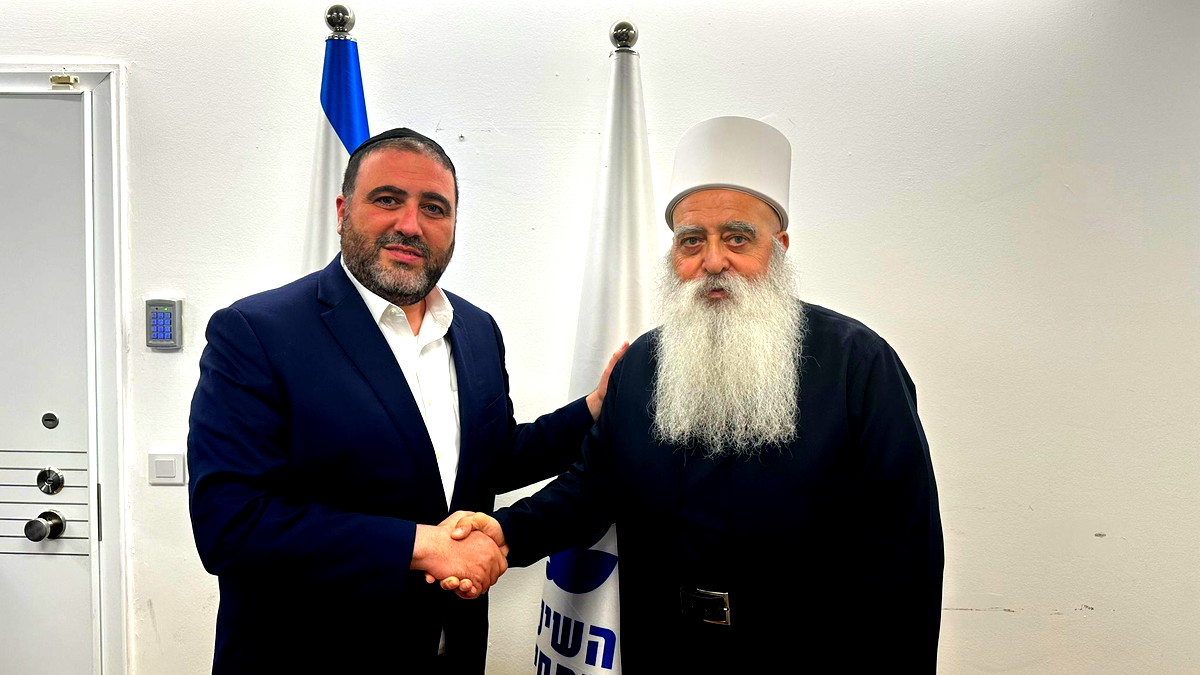 وزير الداخلية موشيه أربيل يلتقي بالشيخ موفق طريف لبحث سبل تعزيز المجلس الديني الدرزي وتقديم الدعم لمقام النبي شعيب