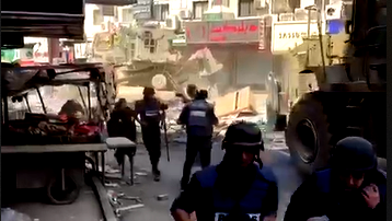 ارتقاء ثلاثة شبّان وإصابة آخرين إثر مواجهات واشتباكات مسلحة عنيفة جدًا مع قوات الجيش الإسرائيليّ في قباطية 