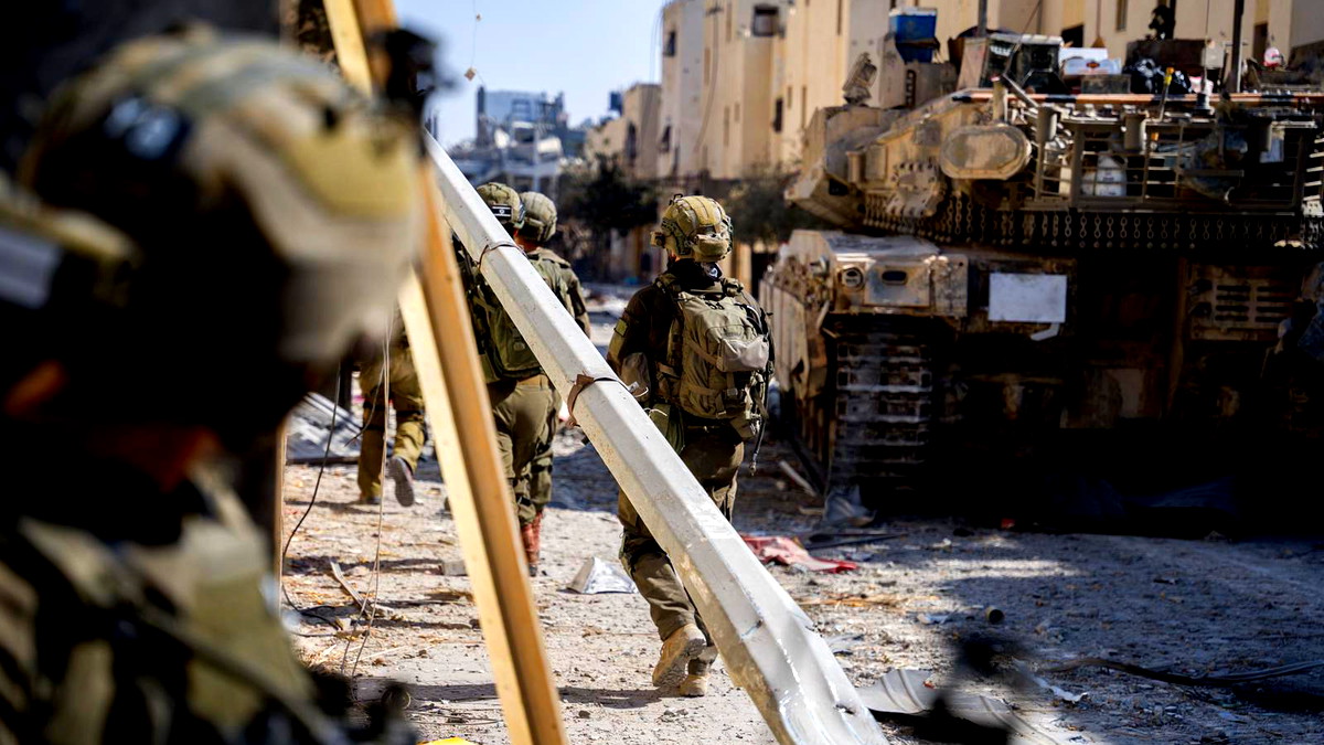 الجيش الإسرائيلي يعلن عن استهدافه عشرات البنى التحتية في القطاع خلال السّاعات الأخيرة الماضية... مقتل عدد من عناصر حماس