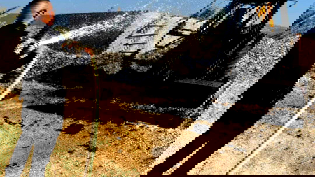 عقب الرشقة الصاروخية الأخيرة من لبنان-  أضرار بالممتلكات وحريق بالجولان 