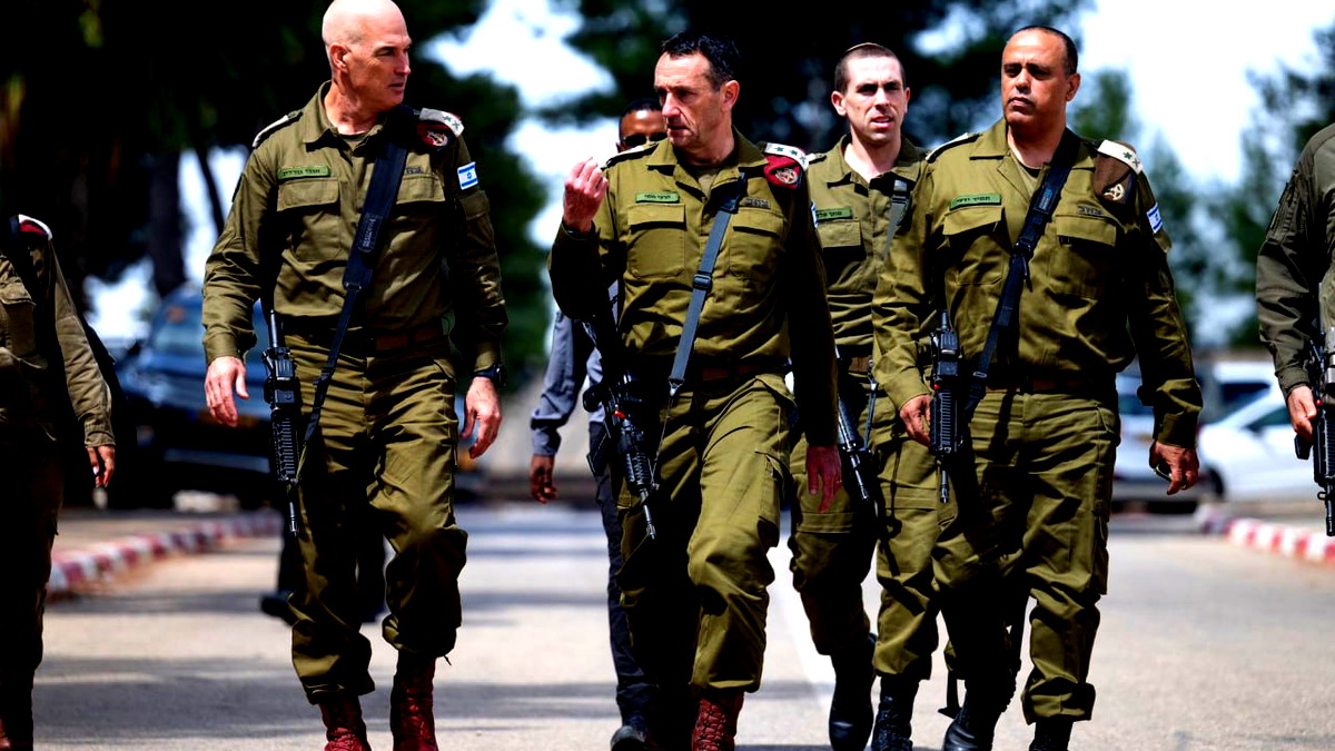 الجيش الإسرائيلي يعلن عن استهداف أكثر من 2000 هدف جنوب لبنان في الأيام الأخيرة 