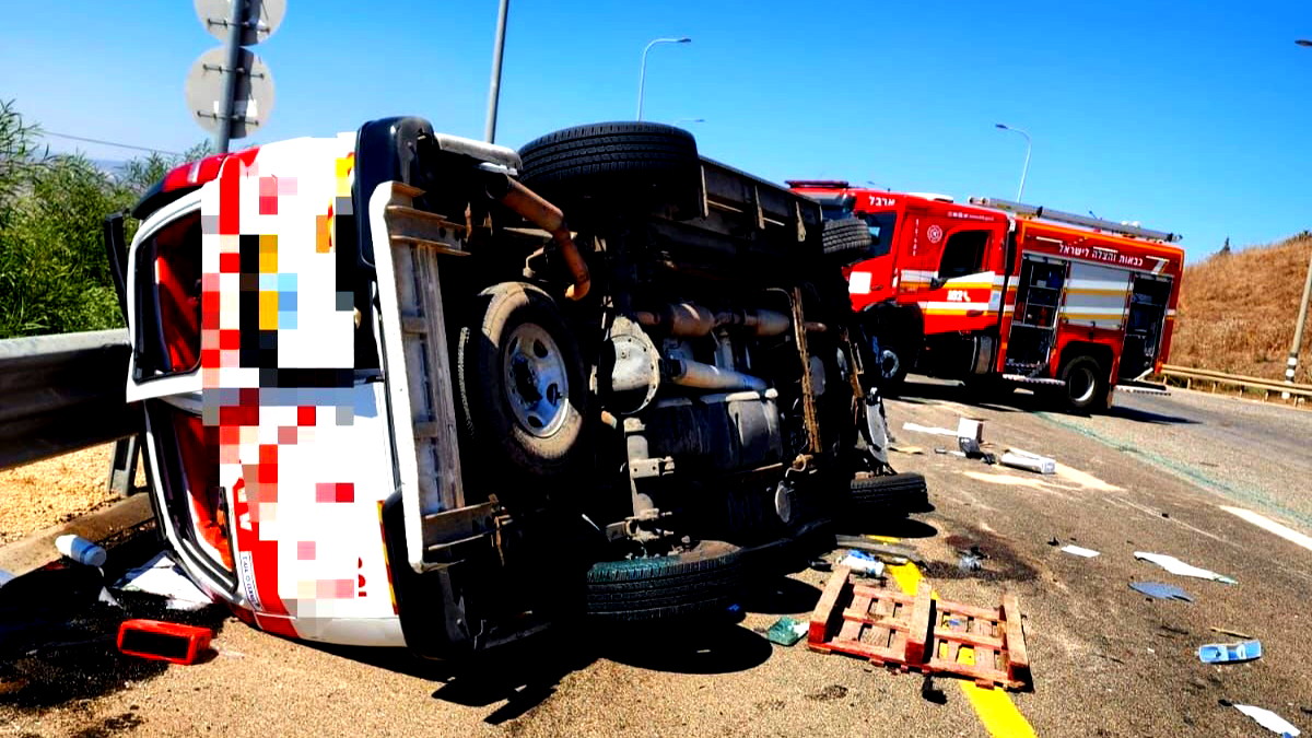 اصابة 5 اشخاص بجراح متفاوتة اثر حادث طرق قرب بوريا