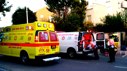 إصابة عامل (67 عامًا) بجراح متوسطة إثر سقوطه عن ارتفاع حوالي 3 أمتار أثناء عمله في مجدال هعيمك